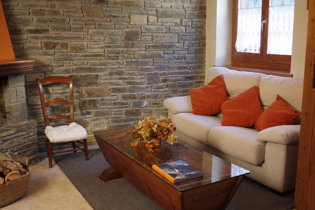 Mont Apartamentos Valle De Aran מראה חיצוני תמונה