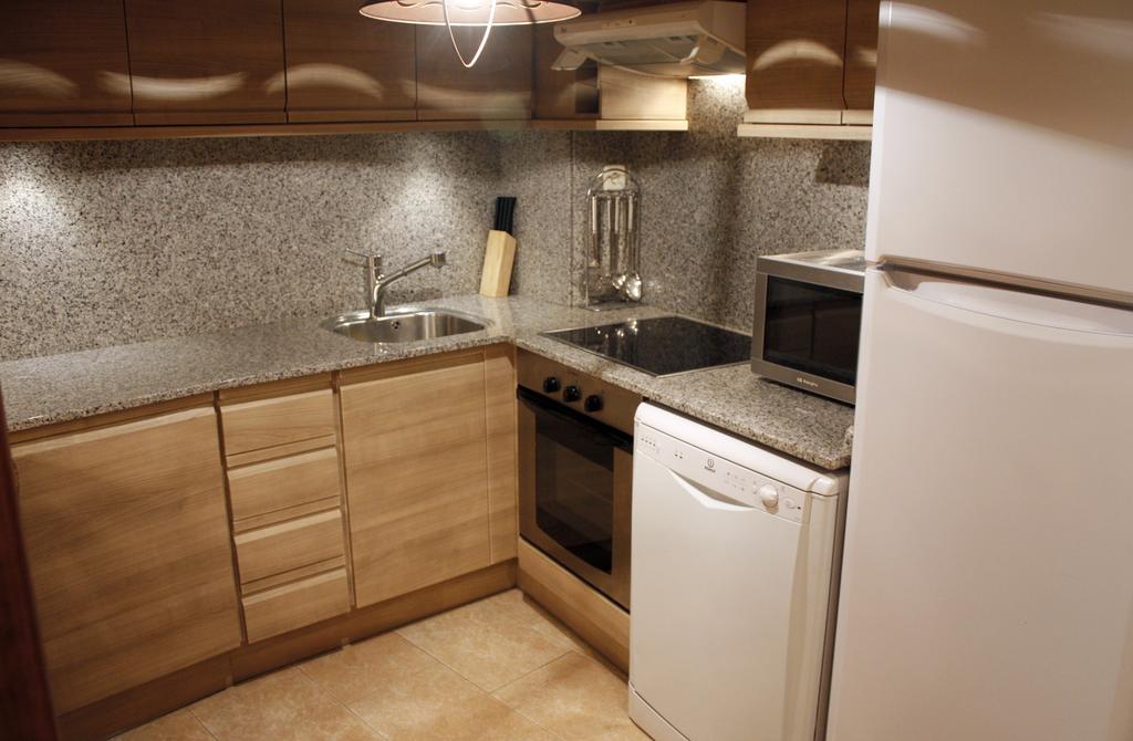 Mont Apartamentos Valle De Aran מראה חיצוני תמונה